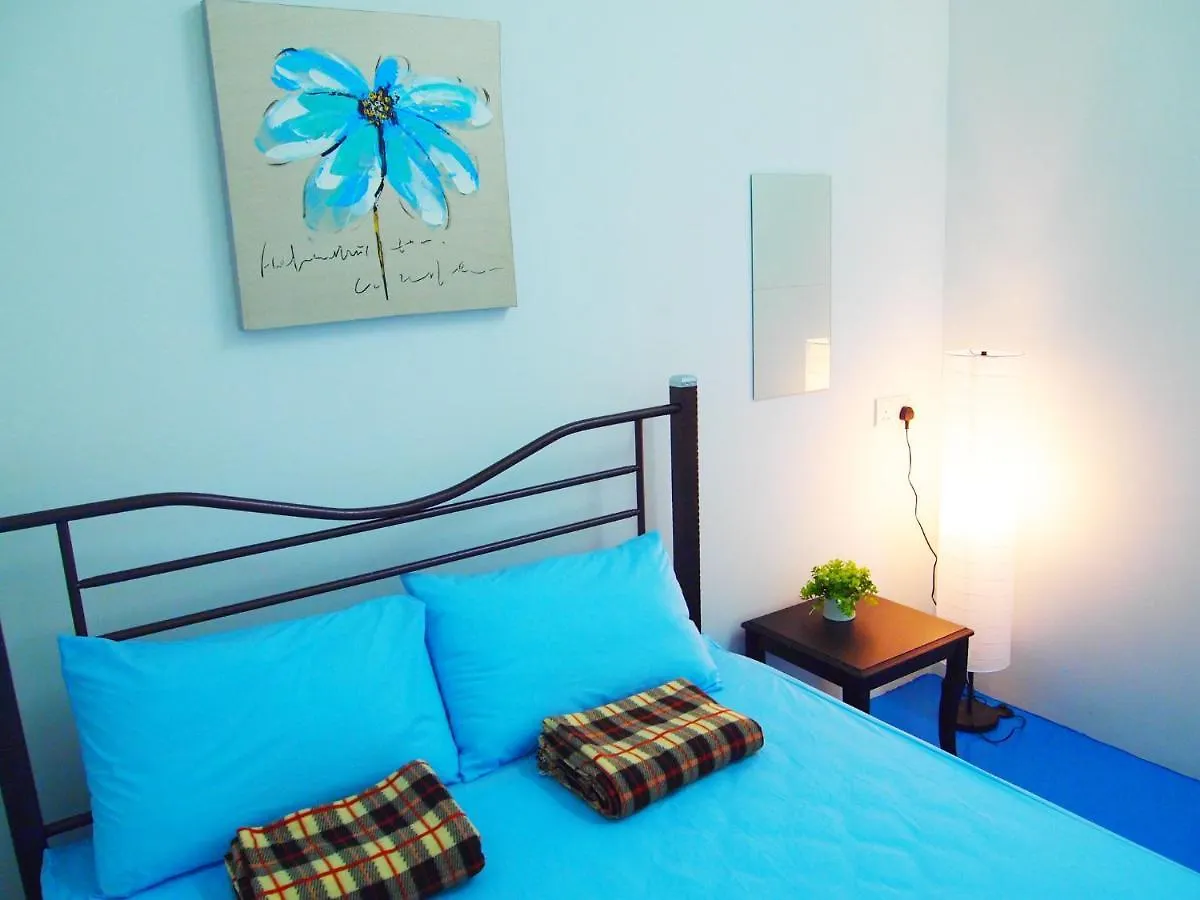 The Cardamom Hostel Малакка